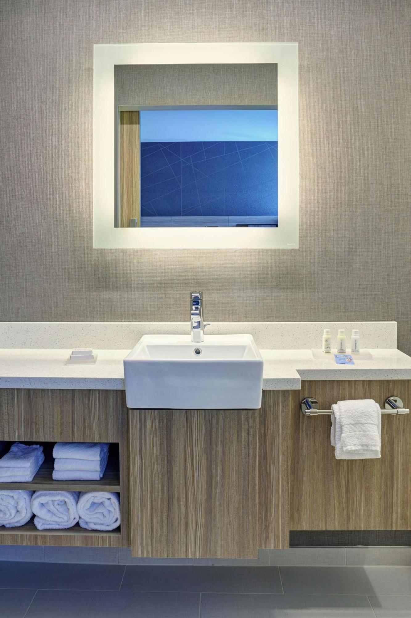 Springhill Suites By Marriott Grand Rapids West Grandville Exterior foto